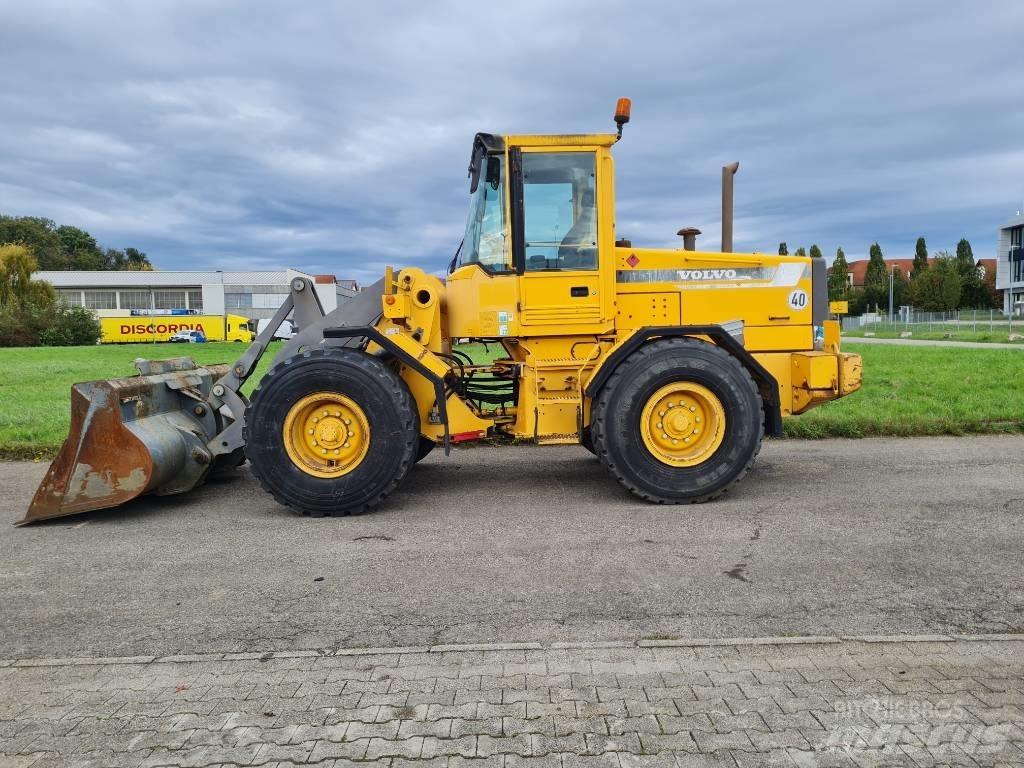 Volvo L70C Фронтальні навантажувачі
