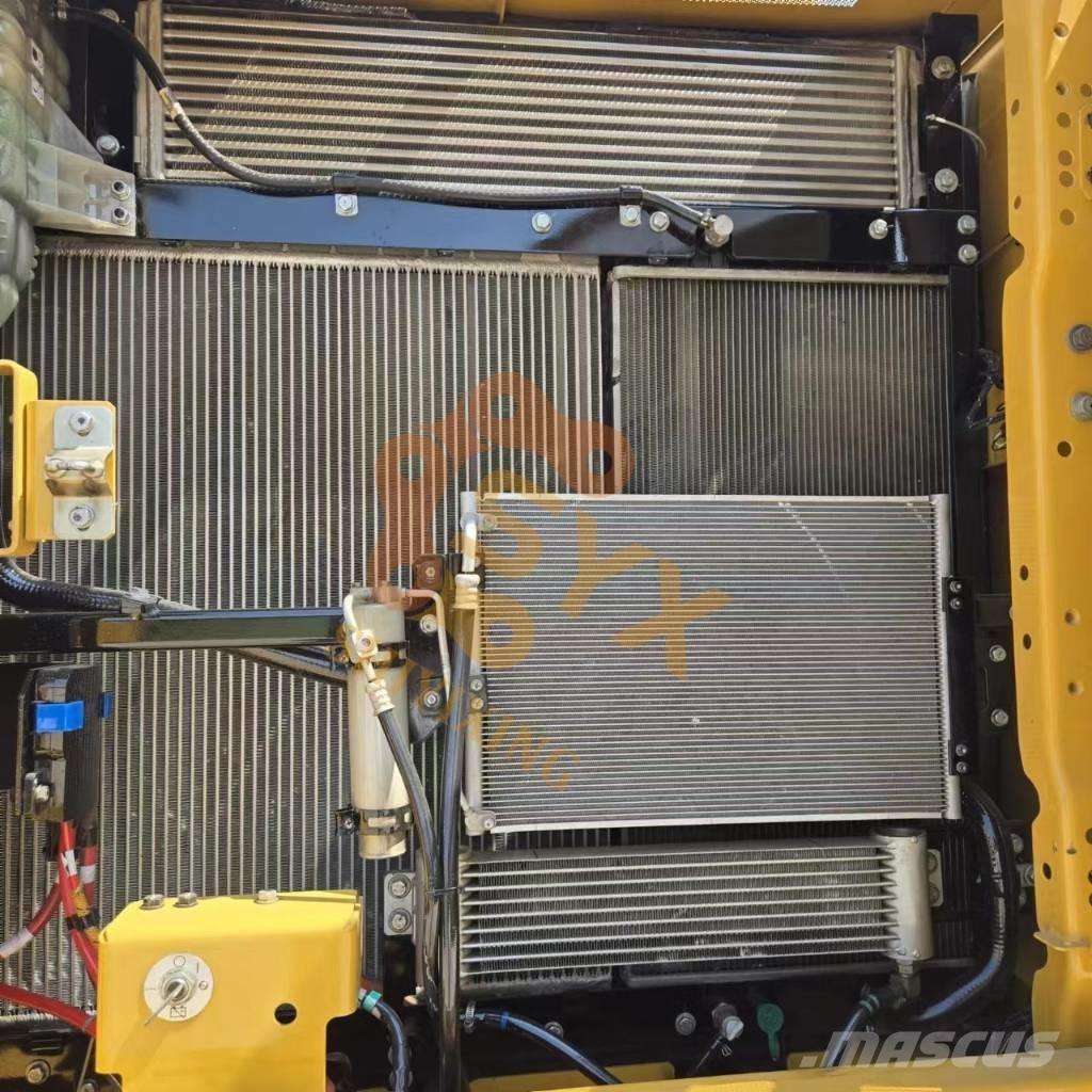 CAT 330GC Гусеничні екскаватори