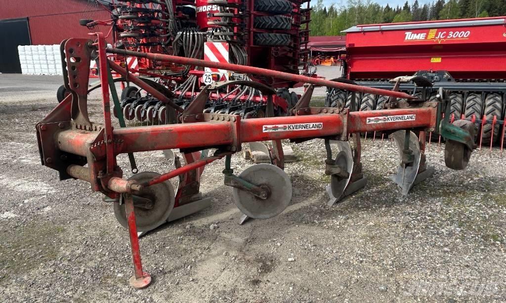 Kverneland A3 4X16 Звичайні плуги