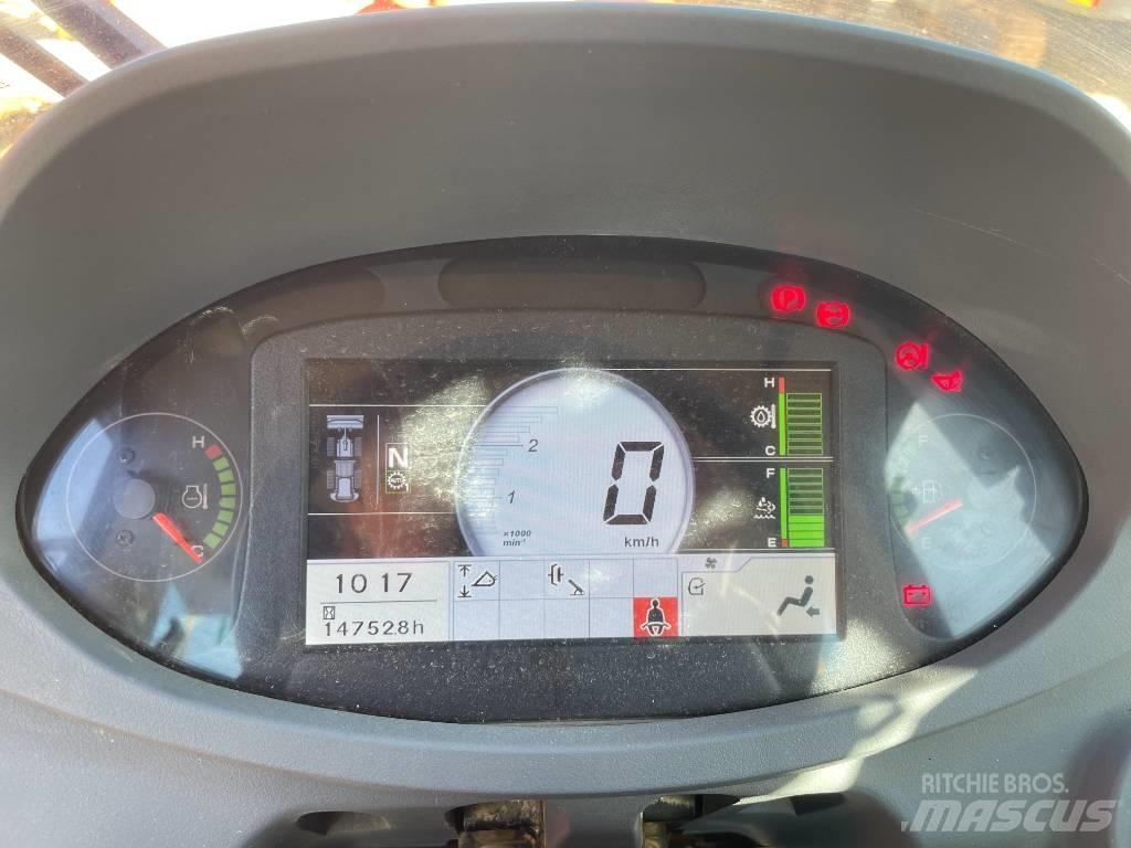 Hitachi ZW 370 Фронтальні навантажувачі