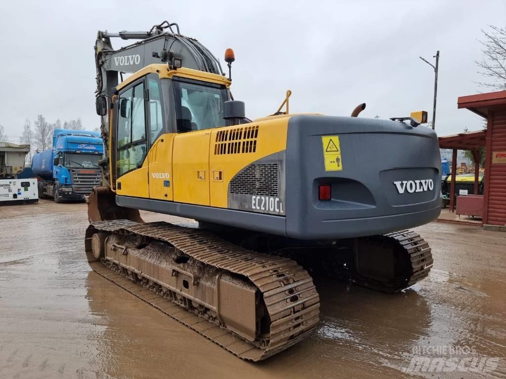 Volvo EC 210 C Гусеничні екскаватори