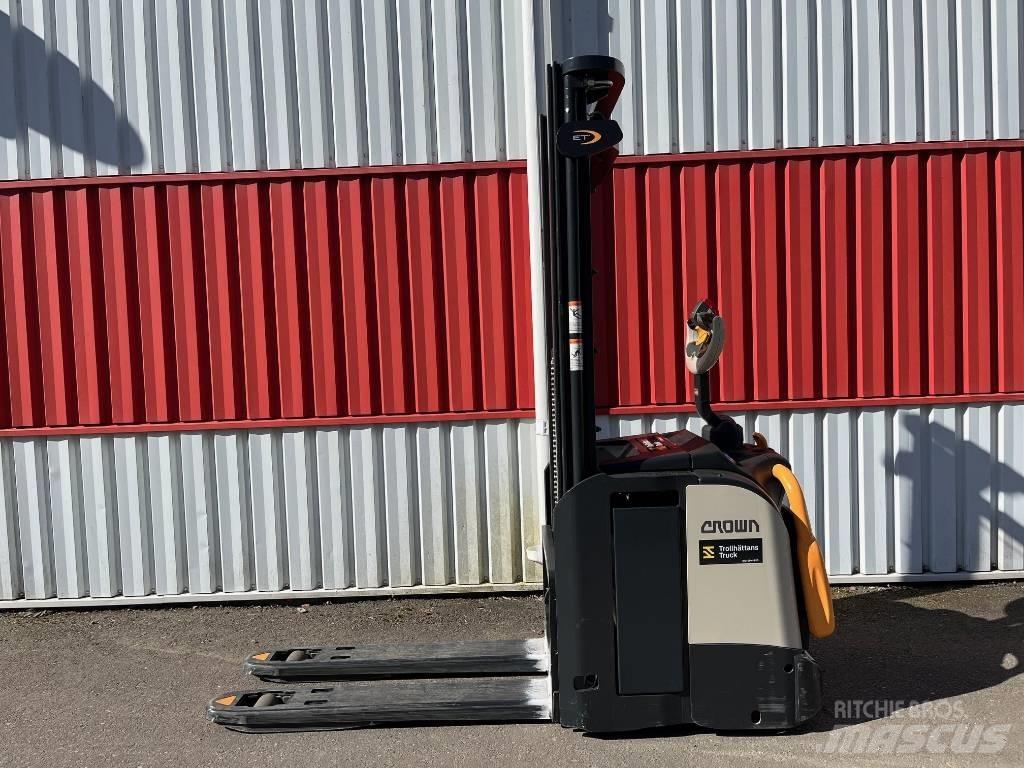 Crown ETi40001,2 Ручний візок