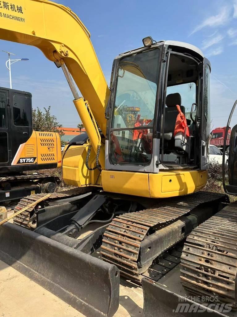 Komatsu PC78 Гусеничні екскаватори