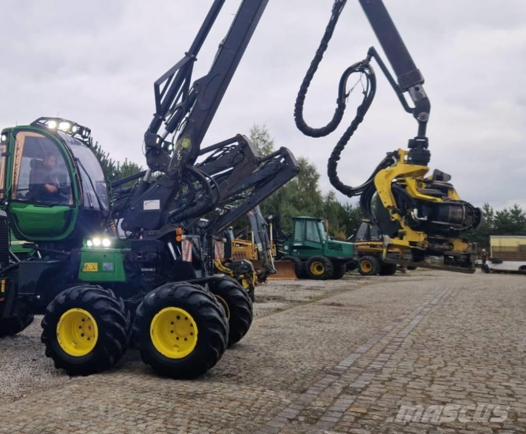 John Deere 1070 E Харвестери