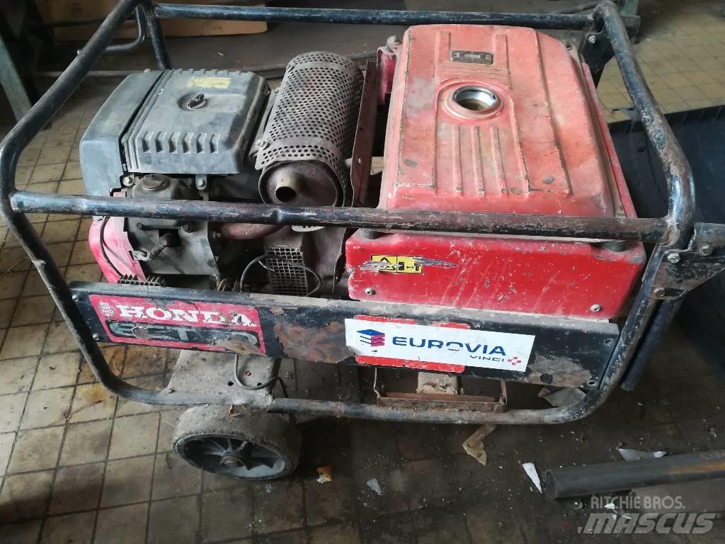 Honda ECT 10 Бензинові генератори