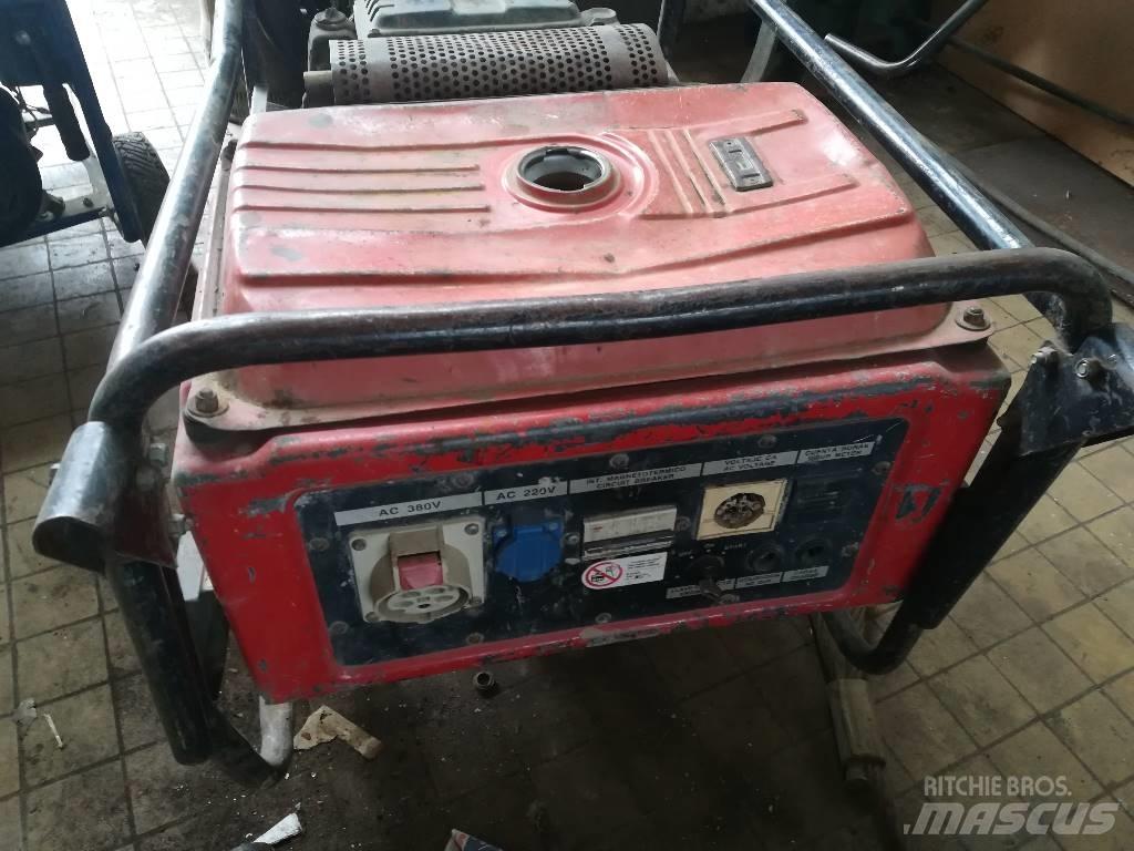 Honda ECT 10 Бензинові генератори