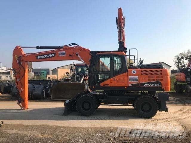 Doosan DX 210 W Колісні екскаватори