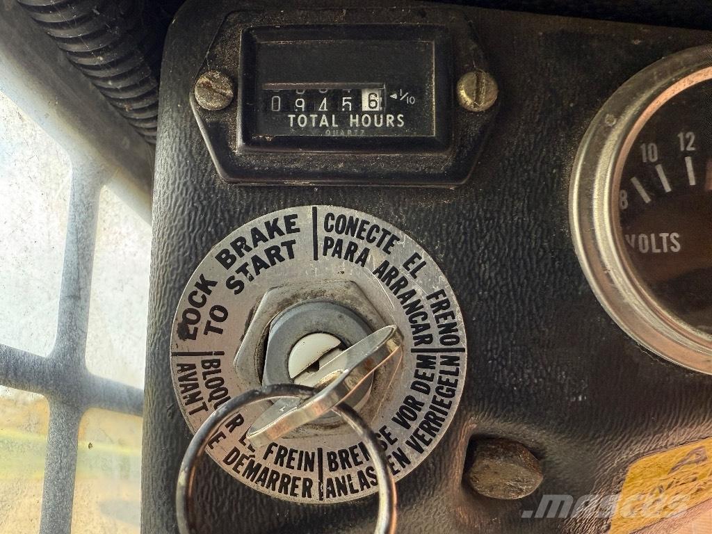 Bobcat 643 Міні-навантажувачі