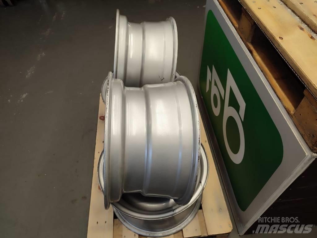 Merlo rim 11X20 Шини