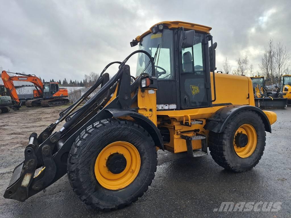 JCB 412 S Фронтальні навантажувачі