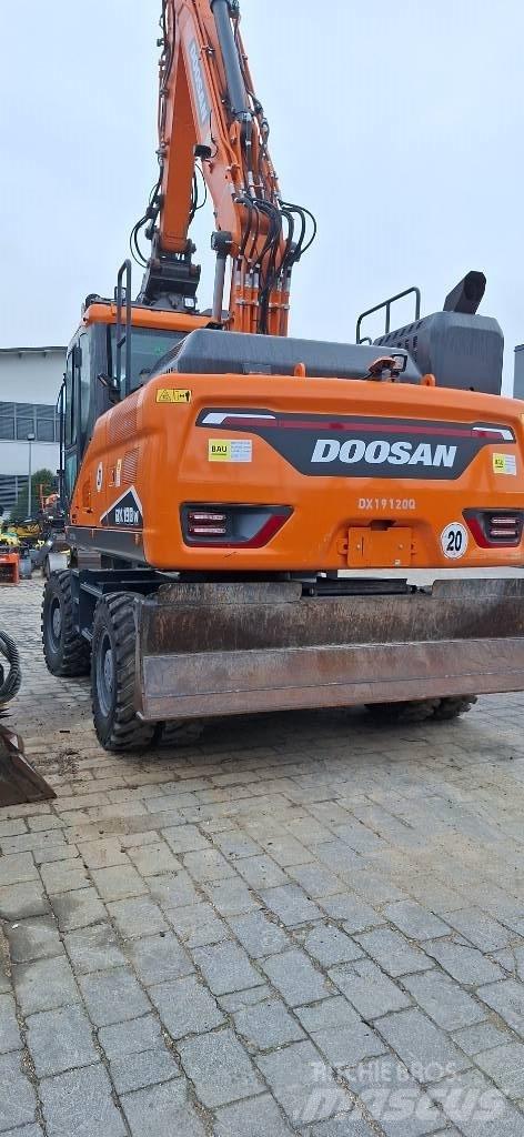 Doosan DX 190 W-7 Колісні екскаватори