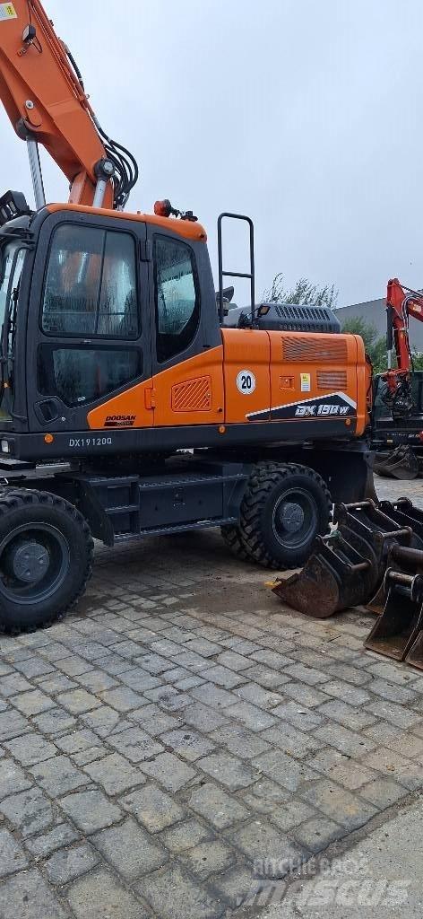 Doosan DX 190 W-7 Колісні екскаватори