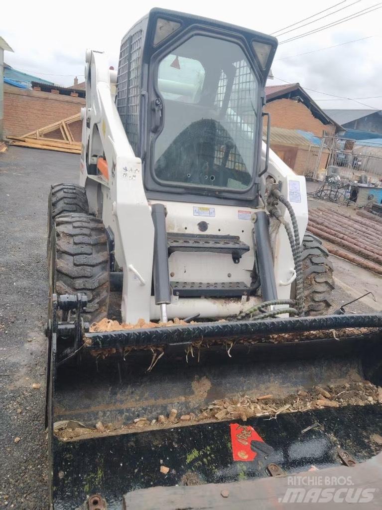 Bobcat S 300 Міні-навантажувачі