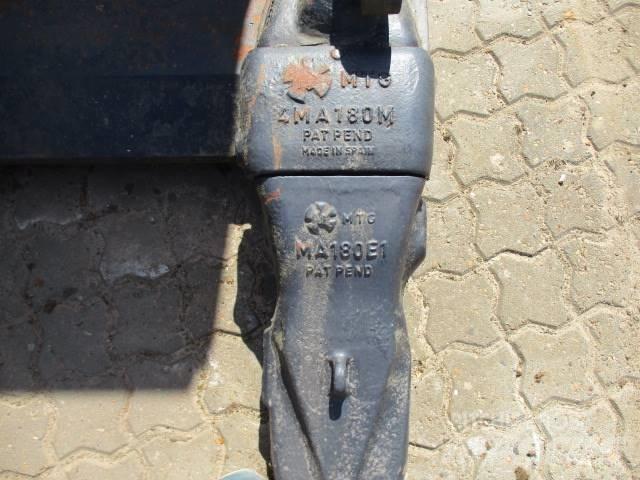 Klepp Mek 4400 Liter Ковші