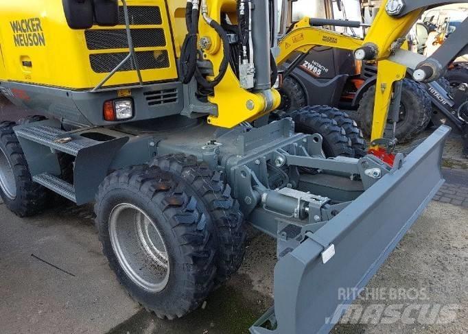 Neuson EW100 Міні-екскаватори < 7т