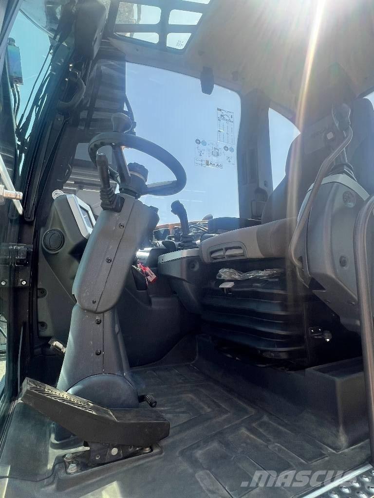 Mecalac MWR15 Колісні екскаватори