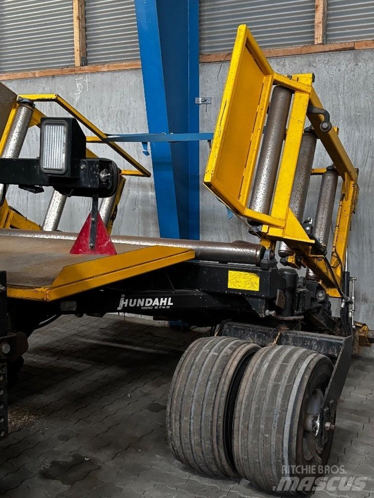 New Holland BB 9090 Тюкові прес-підбирачі