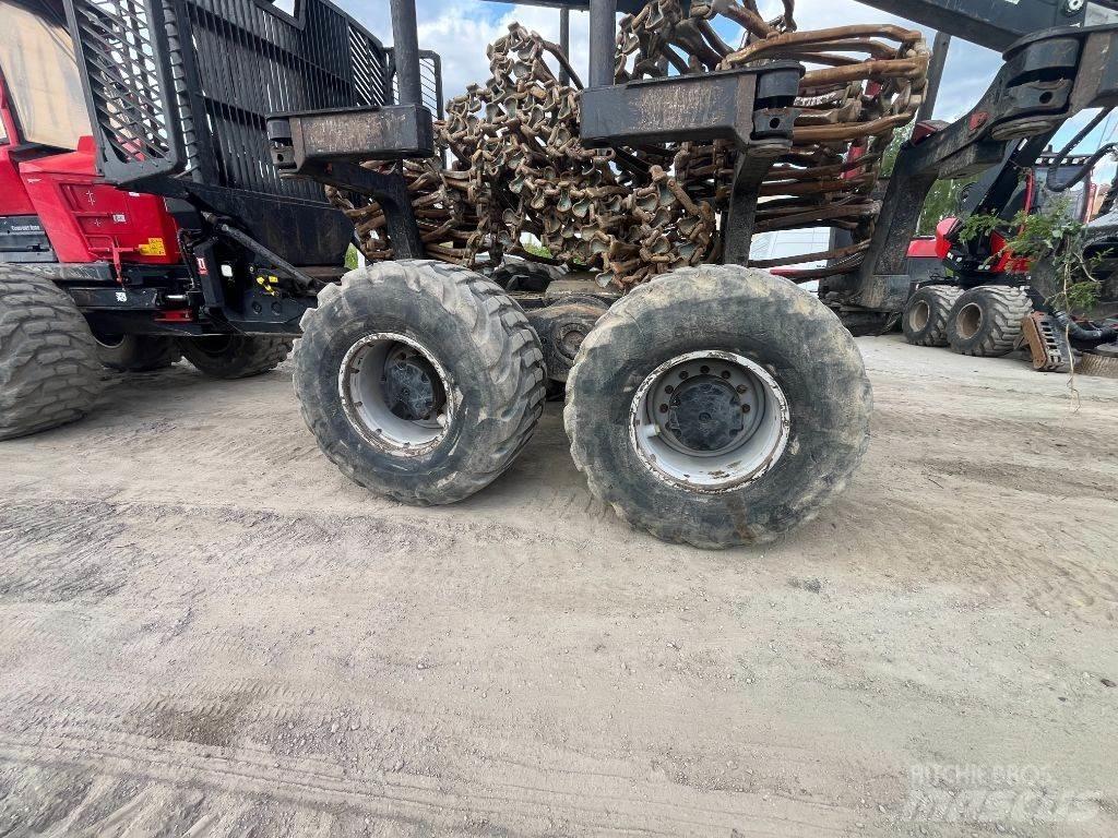 Komatsu 895 Форвардери