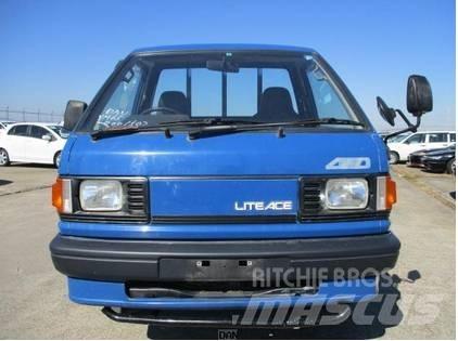 Toyota T-YM65 Вантажівки-платформи/бокове розвантаження