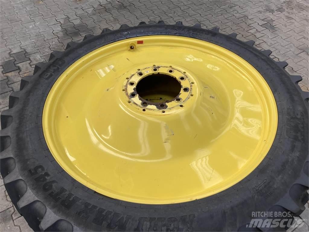 BKT 320/90R54 Колеса