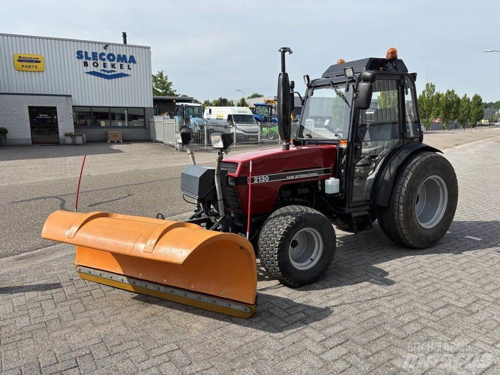 Case IH IH 2130 Трактори