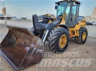 John Deere 544K Фронтальні навантажувачі
