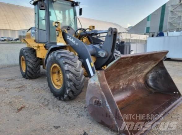 John Deere 544K Фронтальні навантажувачі