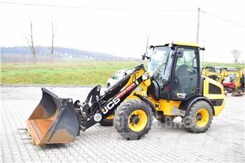 JCB 406 Toolmaster Фронтальні навантажувачі