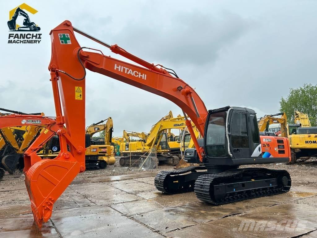 Hitachi 210LC Гусеничні екскаватори