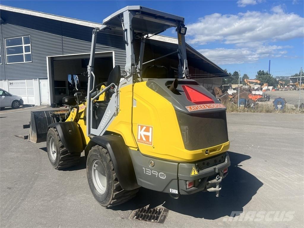 Weidemann 1390 Малі навантажувачі