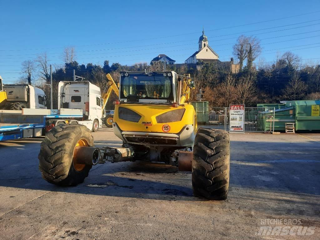 Menzi Muck M535 Колісні екскаватори