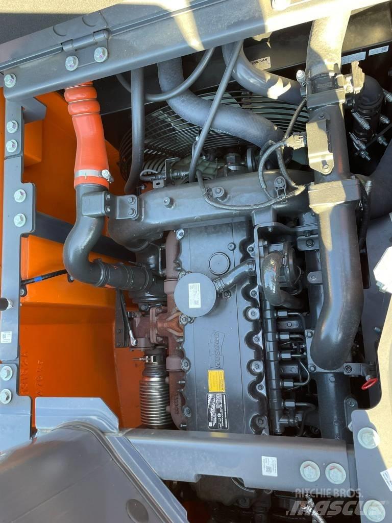 Doosan DX 235 LCR Гусеничні екскаватори