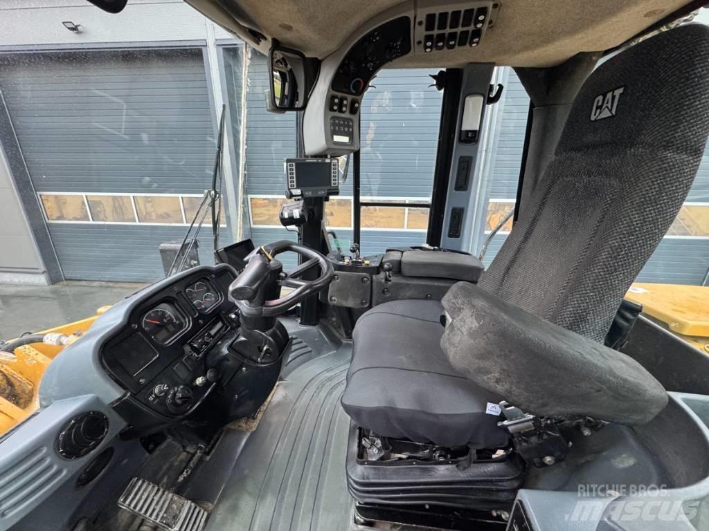 CAT 962 H Фронтальні навантажувачі
