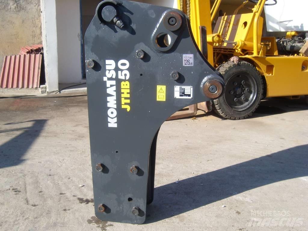 Komatsu 2011 Плуги