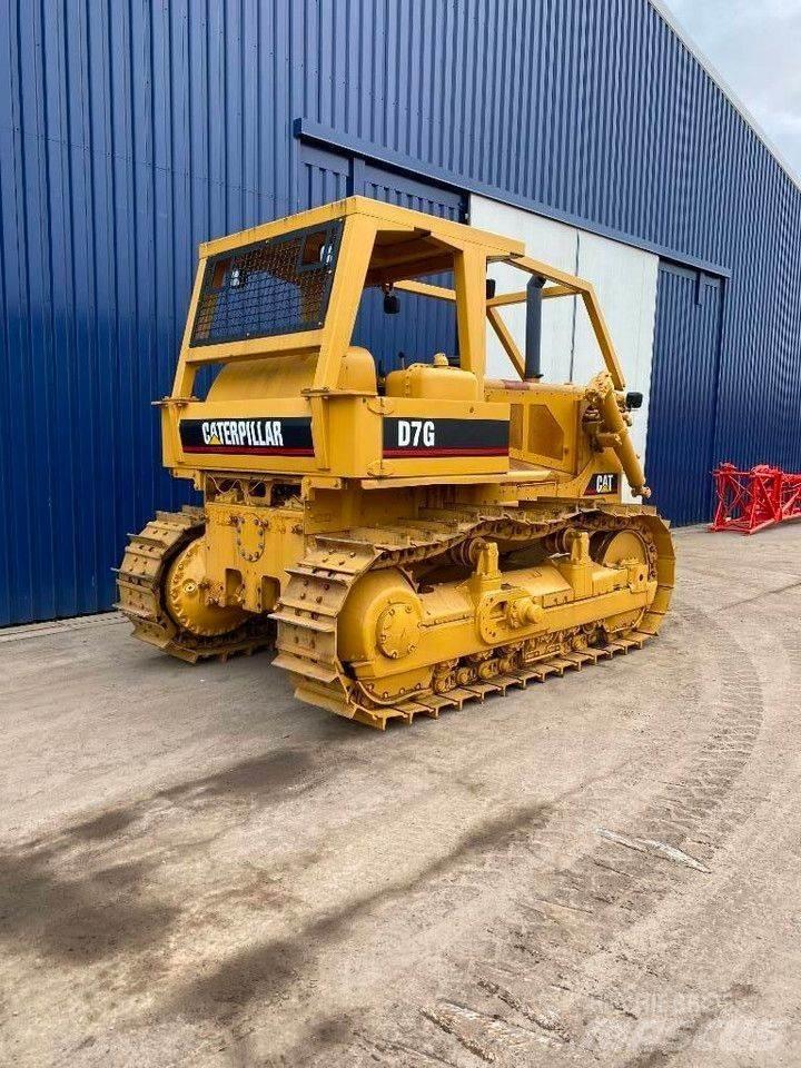 CAT D 7 G Гусеничні бульдозери