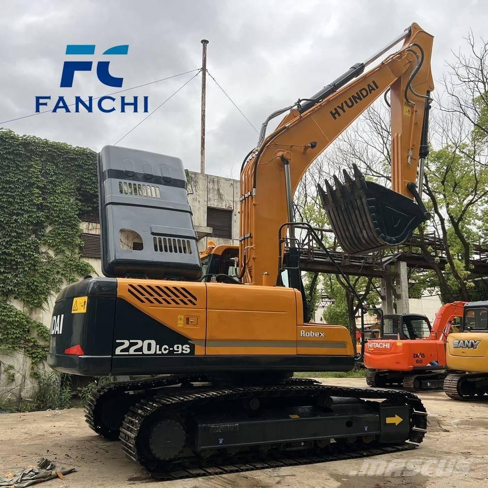 Hyundai 220LC-9S Гусеничні екскаватори