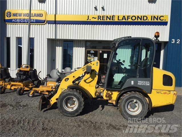 Wacker Neuson WL30 Фронтальні навантажувачі