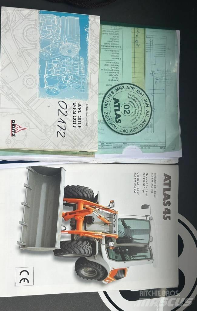 Atlas 45 Фронтальні навантажувачі