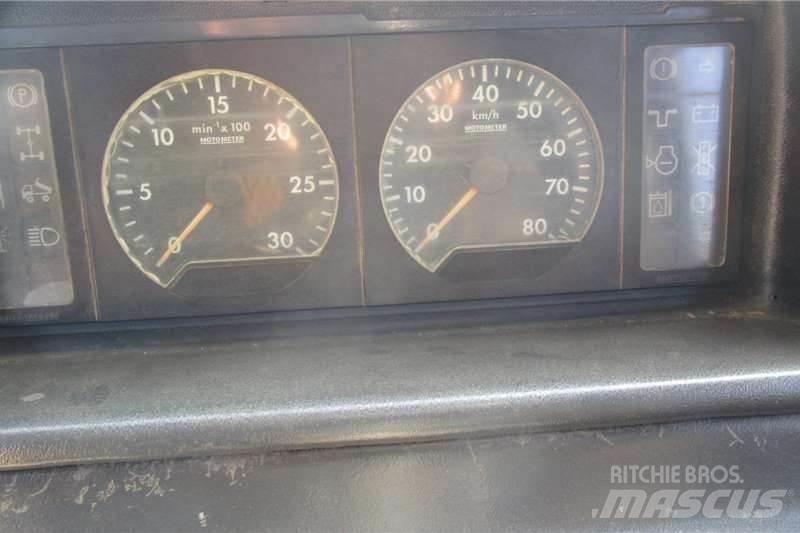 Bell B20C 6X4 Вантажівки-цистерни