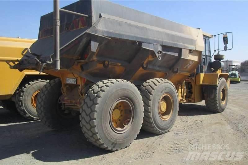 Bell B20C 6X4 Вантажівки-цистерни