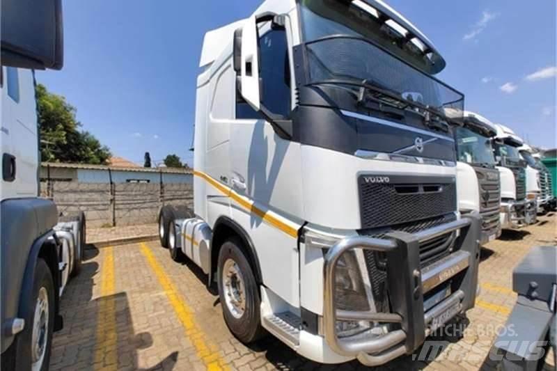 Volvo FH Вантажівки / спеціальні