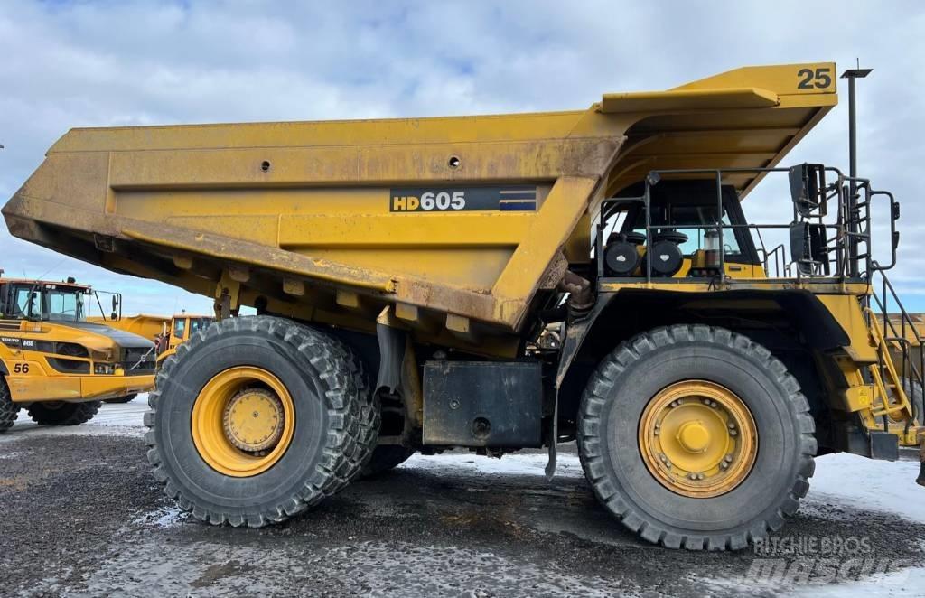 Komatsu 605-7 Кар`єрні самоскиди