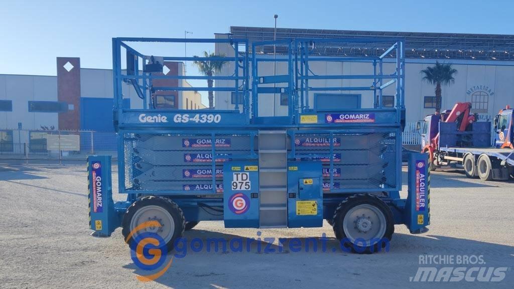 Genie GS 4390 Підйомники-ножиці