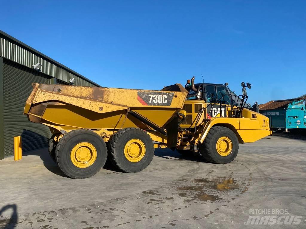 CAT 730 C Зчленовані самоскиди