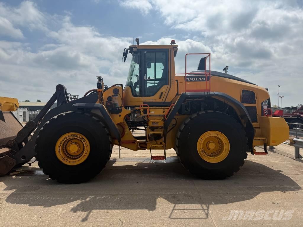 Volvo L 220 H Фронтальні навантажувачі