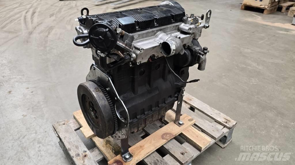 Lombardini LDW1404 Двигуни