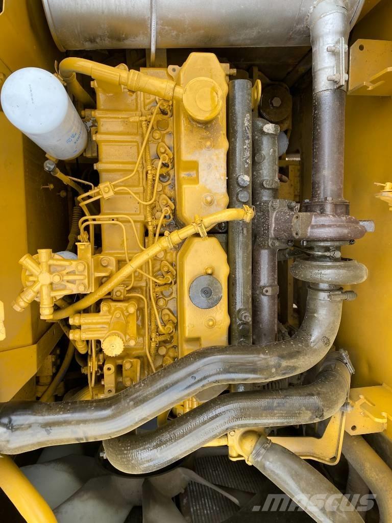 CAT 320 C Гусеничні екскаватори