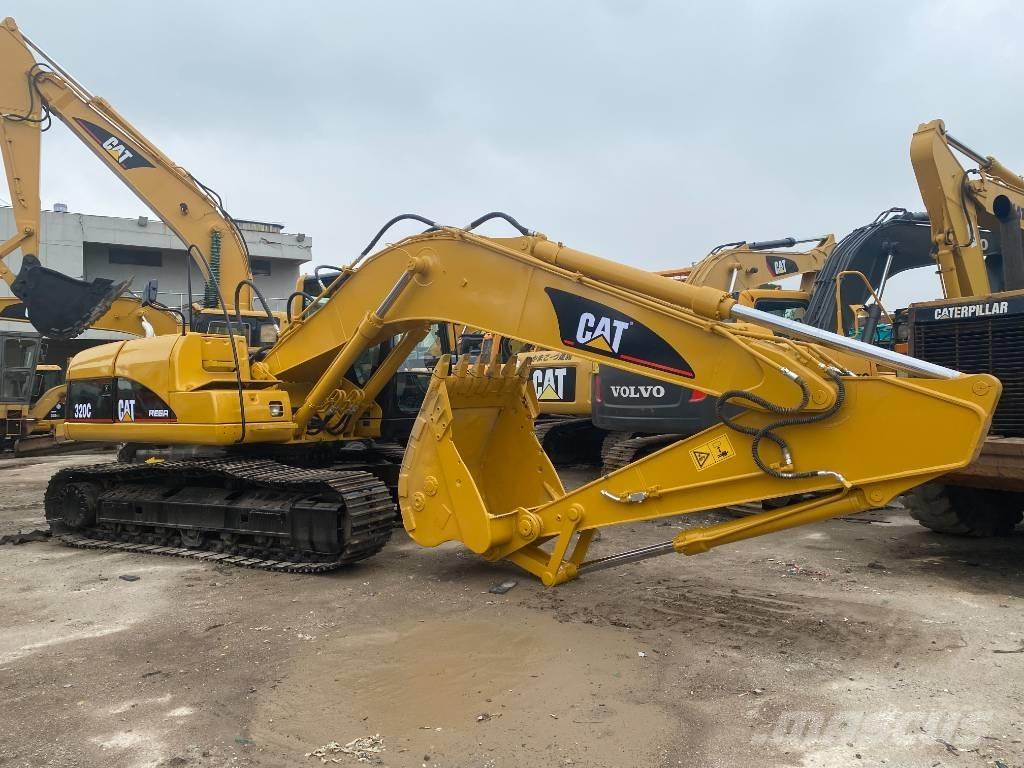 CAT 320 C Гусеничні екскаватори