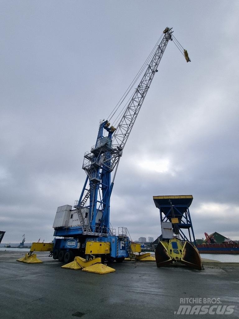 Fantuzzi MHC130 Портові крани
