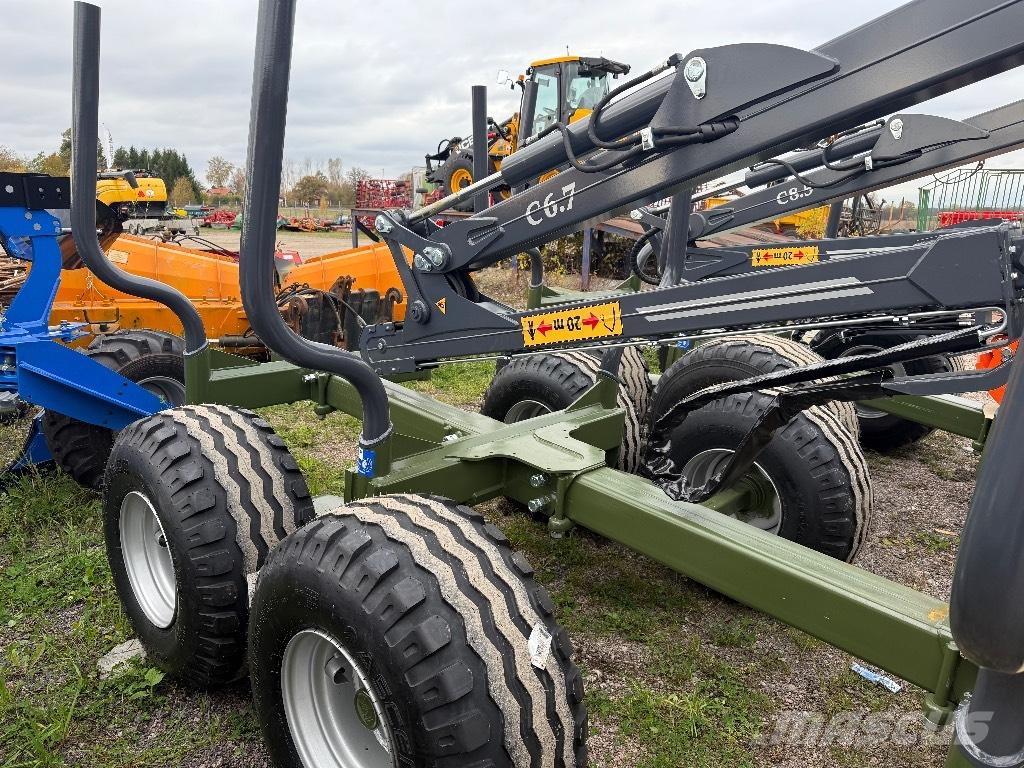 Farma T9 DS 6,7 kran Лісові причепи